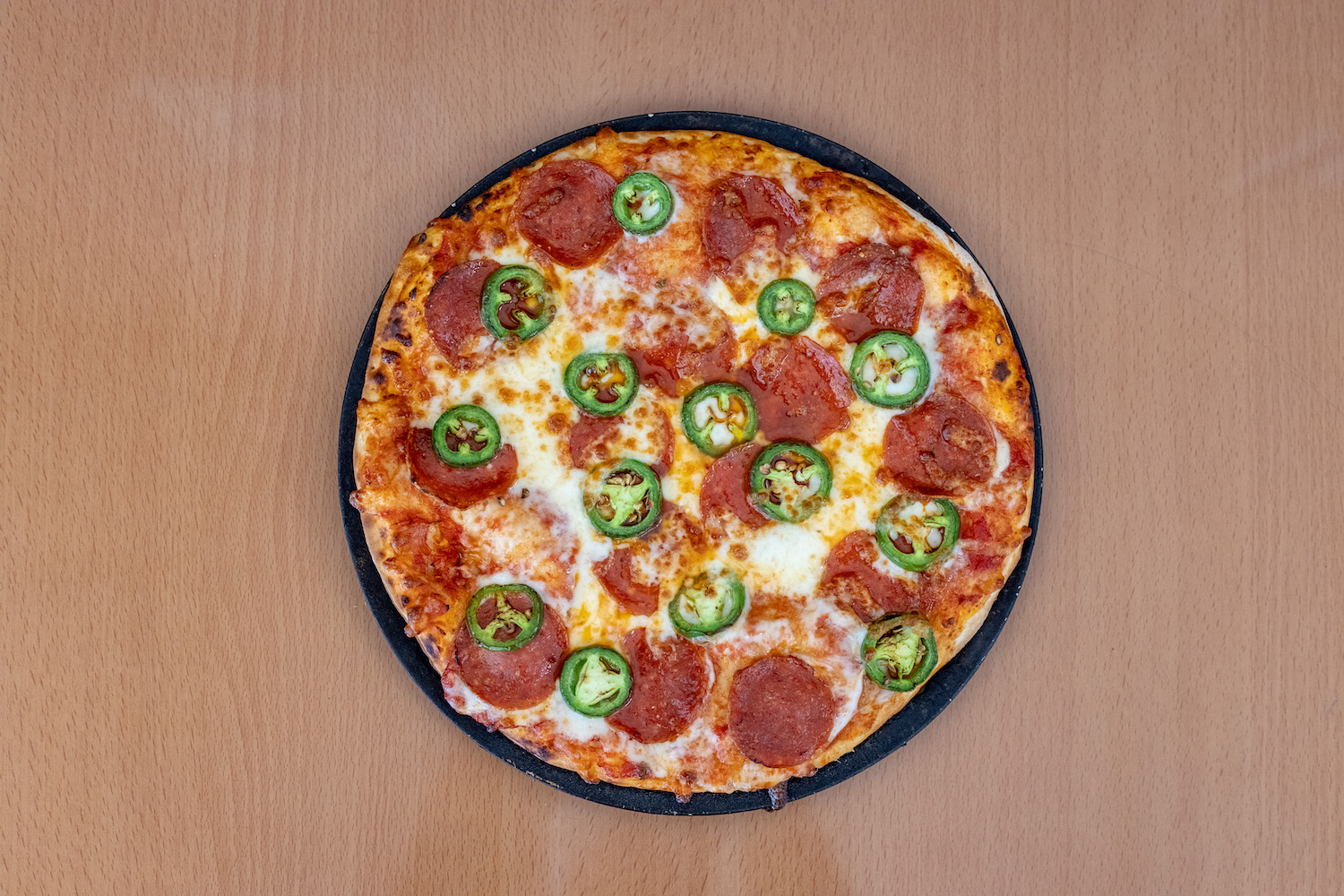 Order Pepperoni & Fresh Jalapeno Pizza (10") food online from Pizza Uno store, Raleigh on bringmethat.com