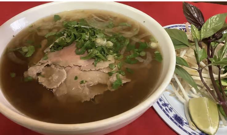 Order B1: Rare steak soup  food online from Noodle Palace store, Santa Rosa on bringmethat.com