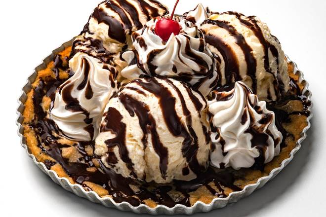 Order Cookie Pizza food online from Arooga's Route 39 store, Harrisburg on bringmethat.com