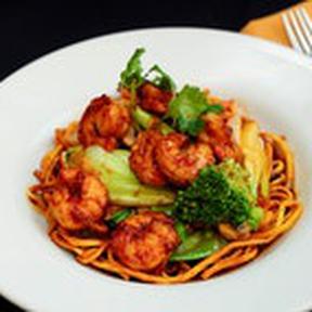 Order 3 Flavor Pan-Fried Noodles food online from Twin Dragon Restaurant store, Los Angeles on bringmethat.com