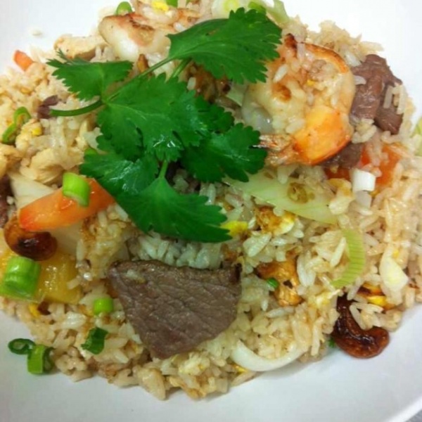 Order Rail Road Fried Rice food online from Simply Thai Restaurant store, Los Angeles on bringmethat.com