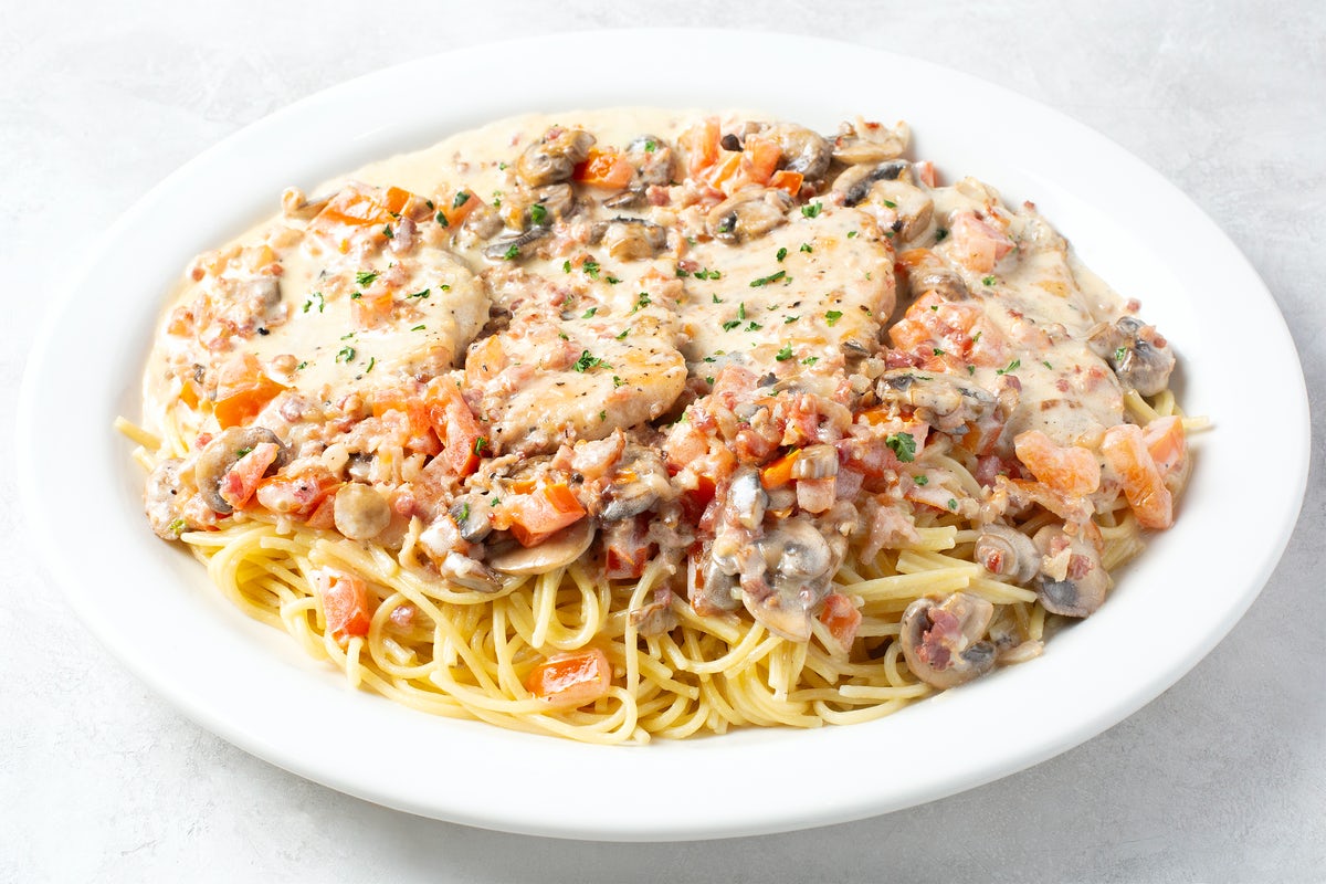 Order CHICKEN SCALOPPINI FAMILY PLATTER food online from Johnny Carino store, Rogers on bringmethat.com