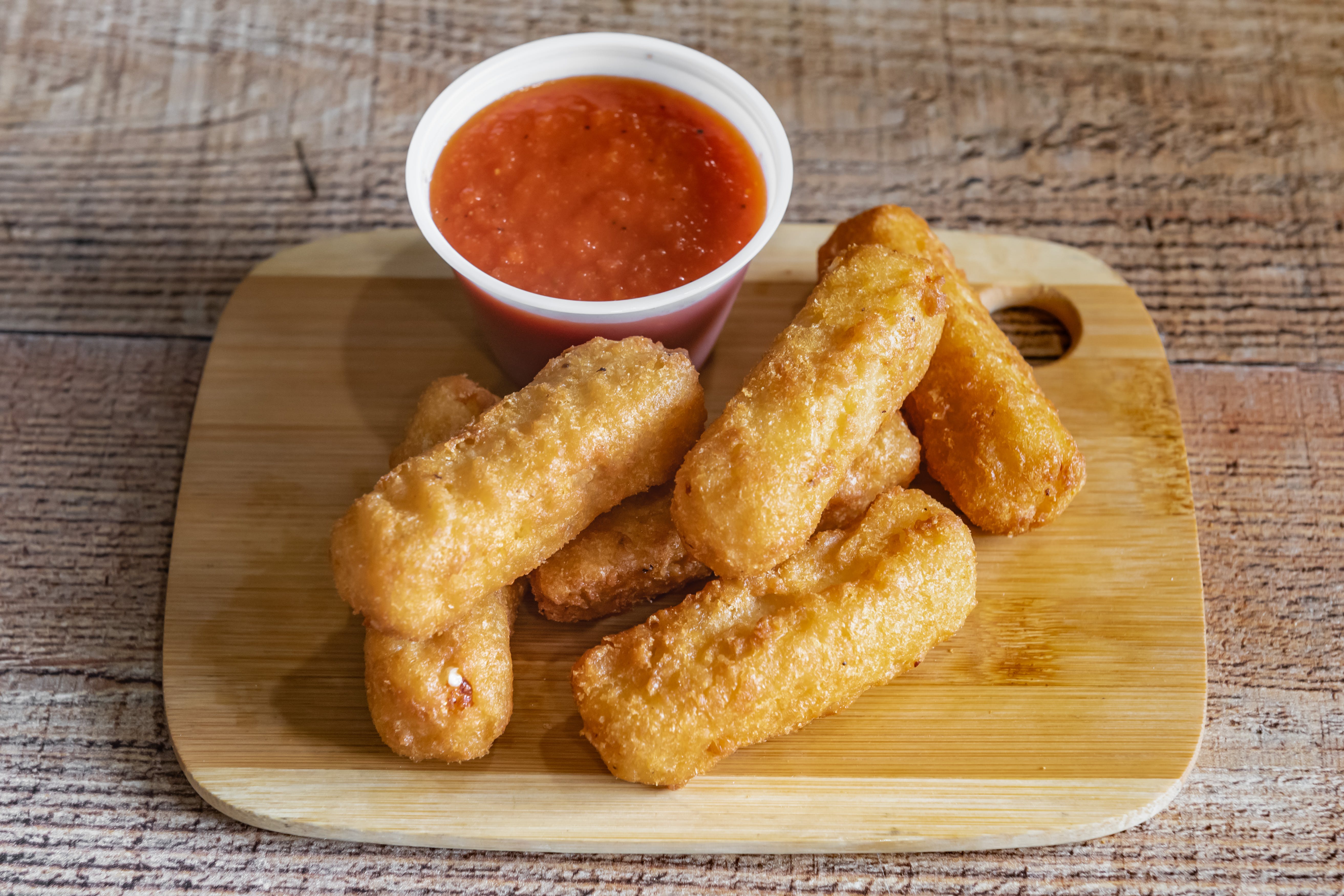 Order Mozzarella Sticks - Side food online from Ray Famous Pizza store, Allentown on bringmethat.com