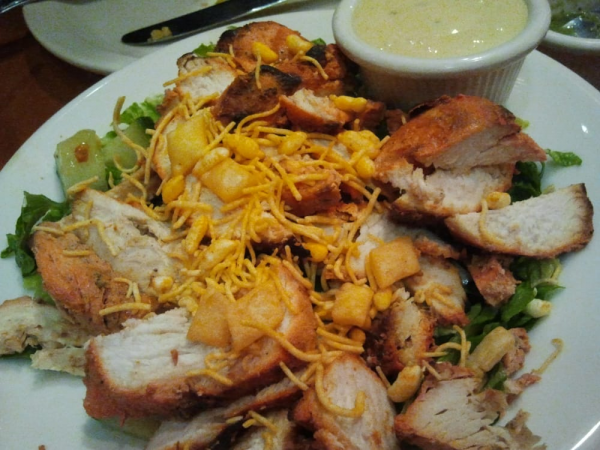 Order Tandoori Chicken Salad food online from Bites store, Los Angeles on bringmethat.com