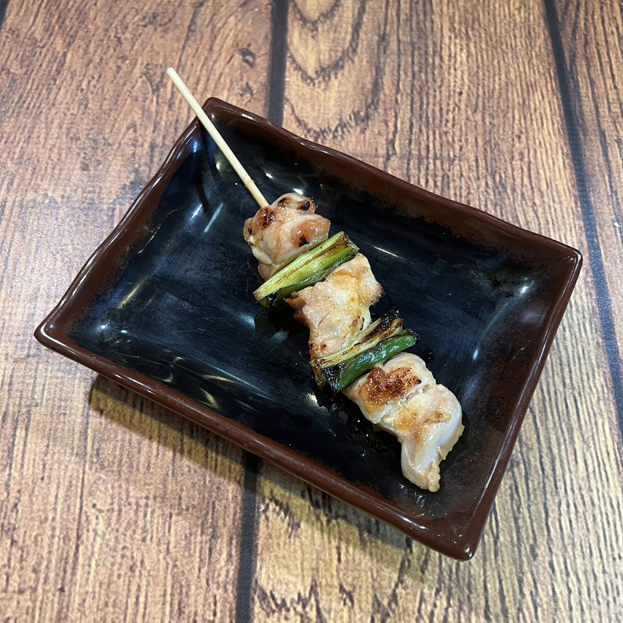 Order Chicken Leg Meat and Green Onion food online from Izakaya Takasei store, Fullerton on bringmethat.com