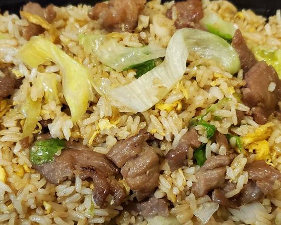 Order Beef Fried Rice 牛肉炒饭 food online from Canton Phoenix store, Tigard on bringmethat.com