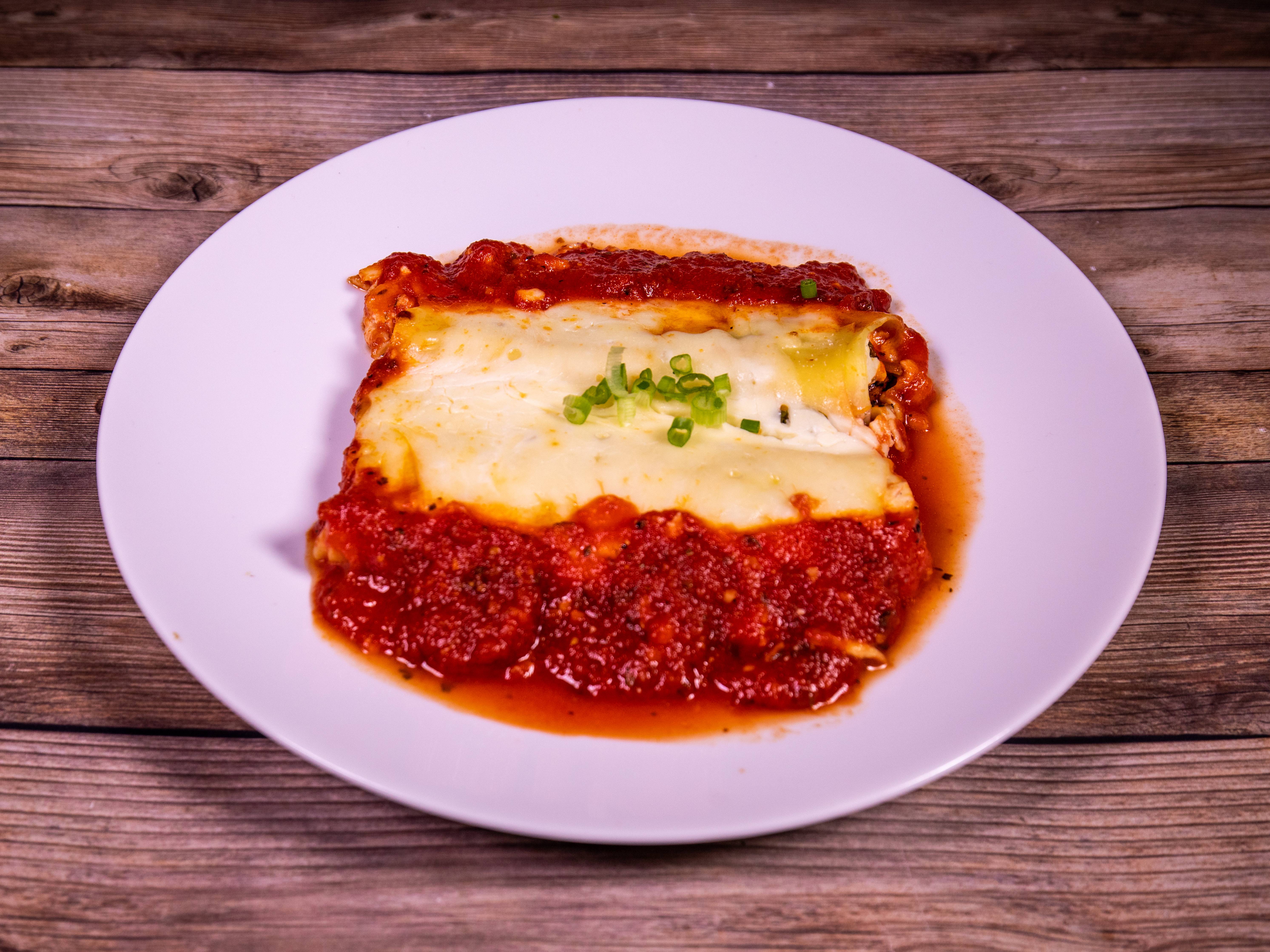 Order Chicken Cannelloni food online from Incanto Italian Cafe store, Spring on bringmethat.com