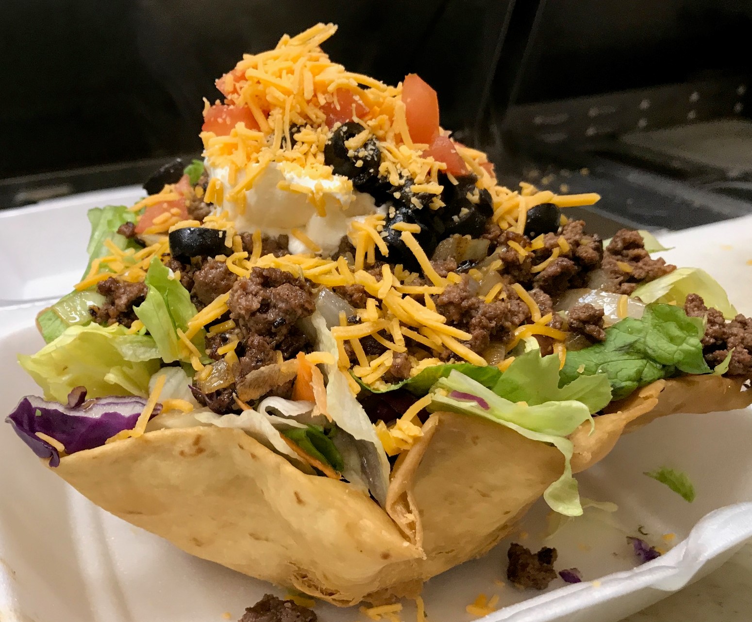 Order Taco Salad with Beef food online from Mama Daughters' Diner store, Plano on bringmethat.com
