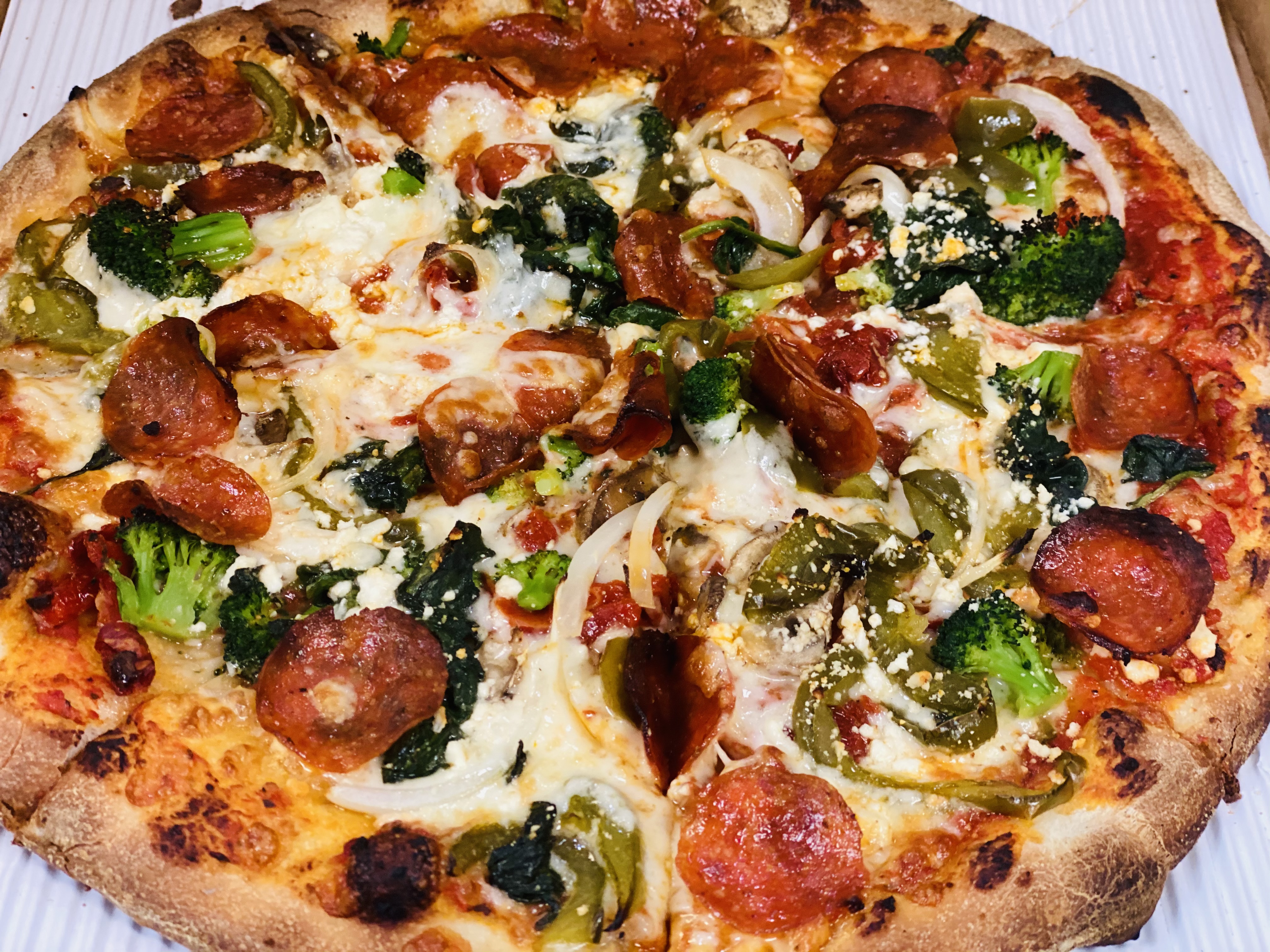 Order Mediterranean Pizza food online from Rosario's store, Philadelphia on bringmethat.com