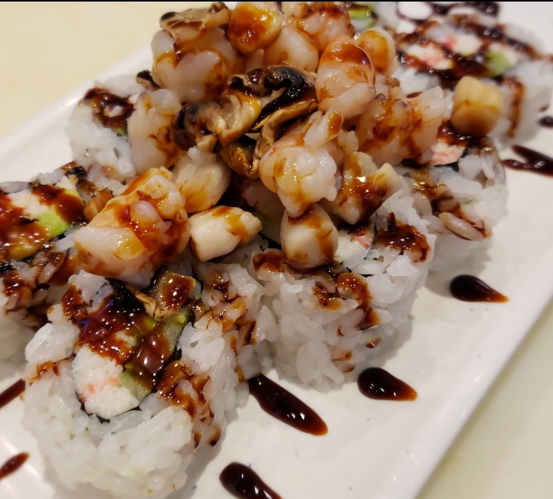 Order Grand Canyon Special Roll food online from Sushi Mon store, Las Vegas on bringmethat.com