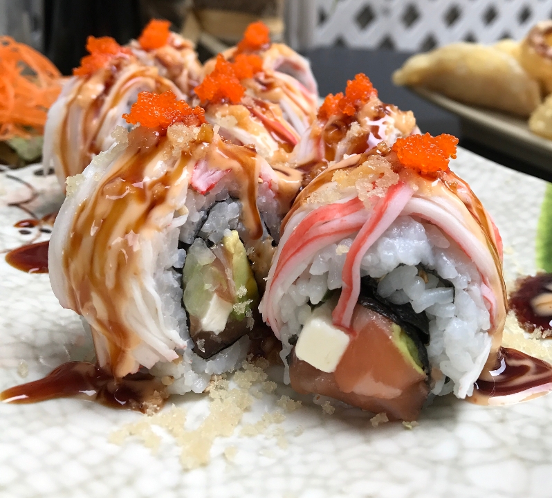 Order Windy roll food online from Gorilla King Sushi store, Chicago on bringmethat.com