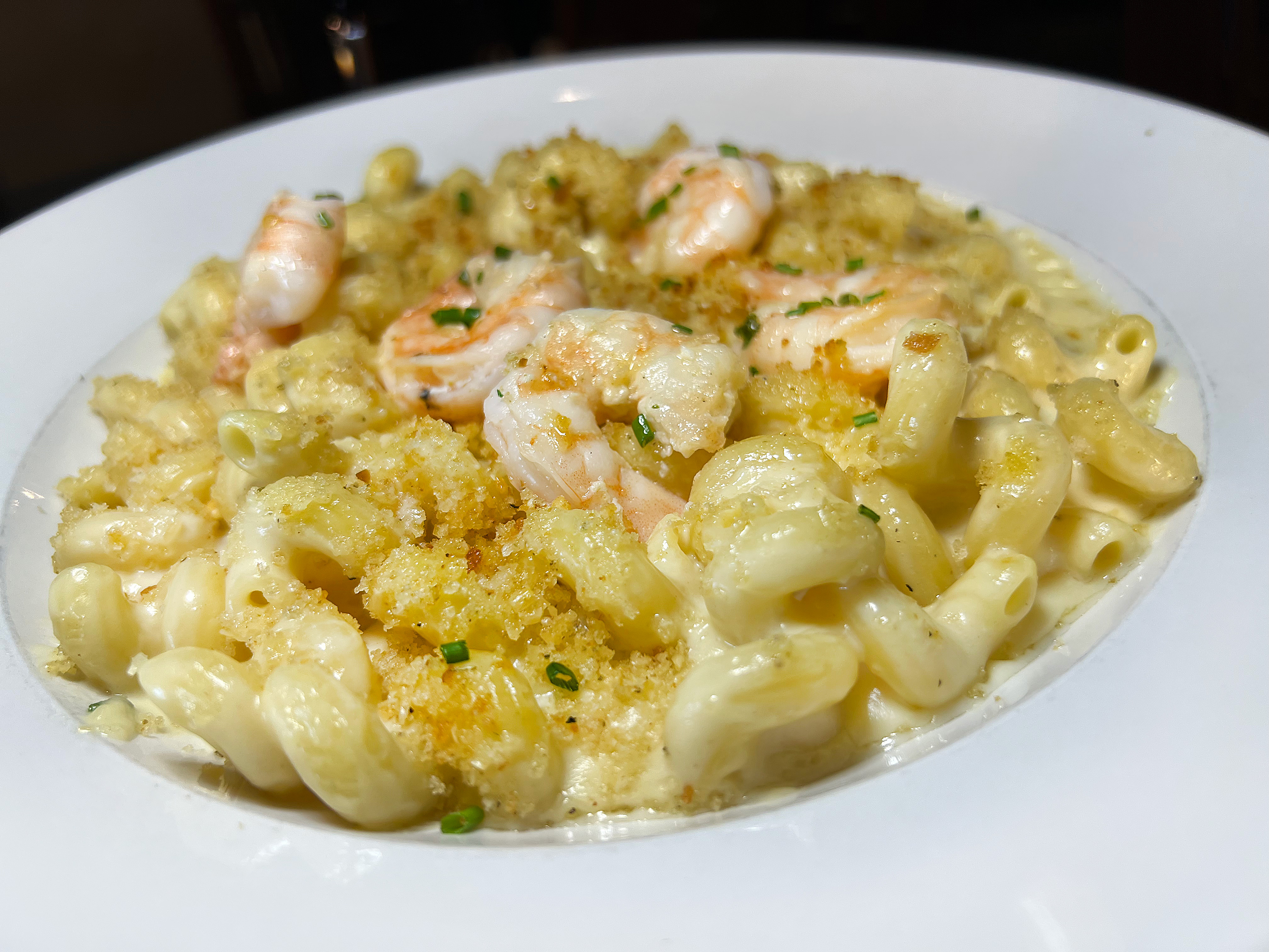 Order Smoked Gouda Mac n' Cheese food online from Taxi Grille & Bar store, Omaha on bringmethat.com