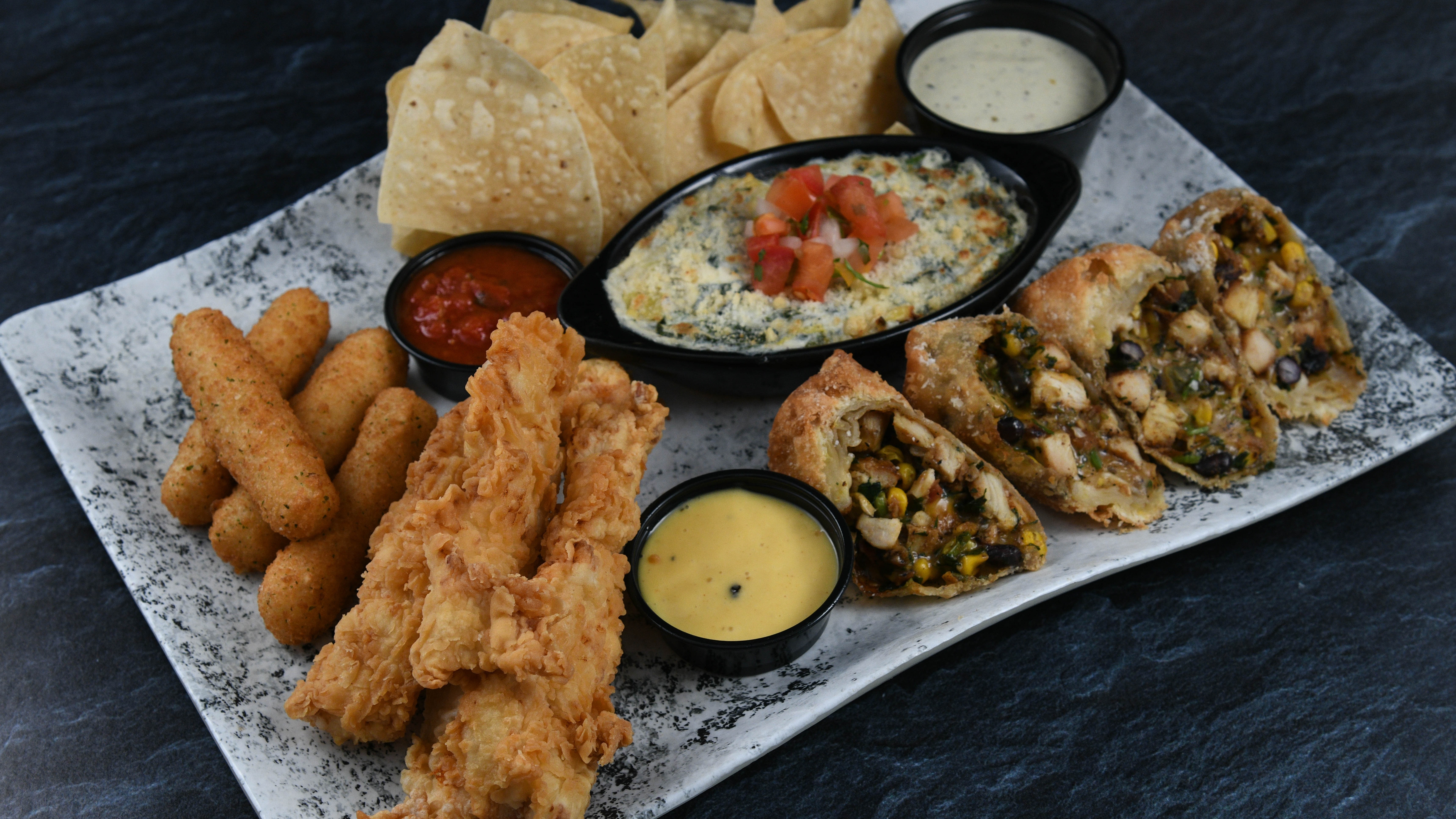 Order Awesome Appetizer Adventure food online from Rainforest Cafe store, Atlantic City on bringmethat.com