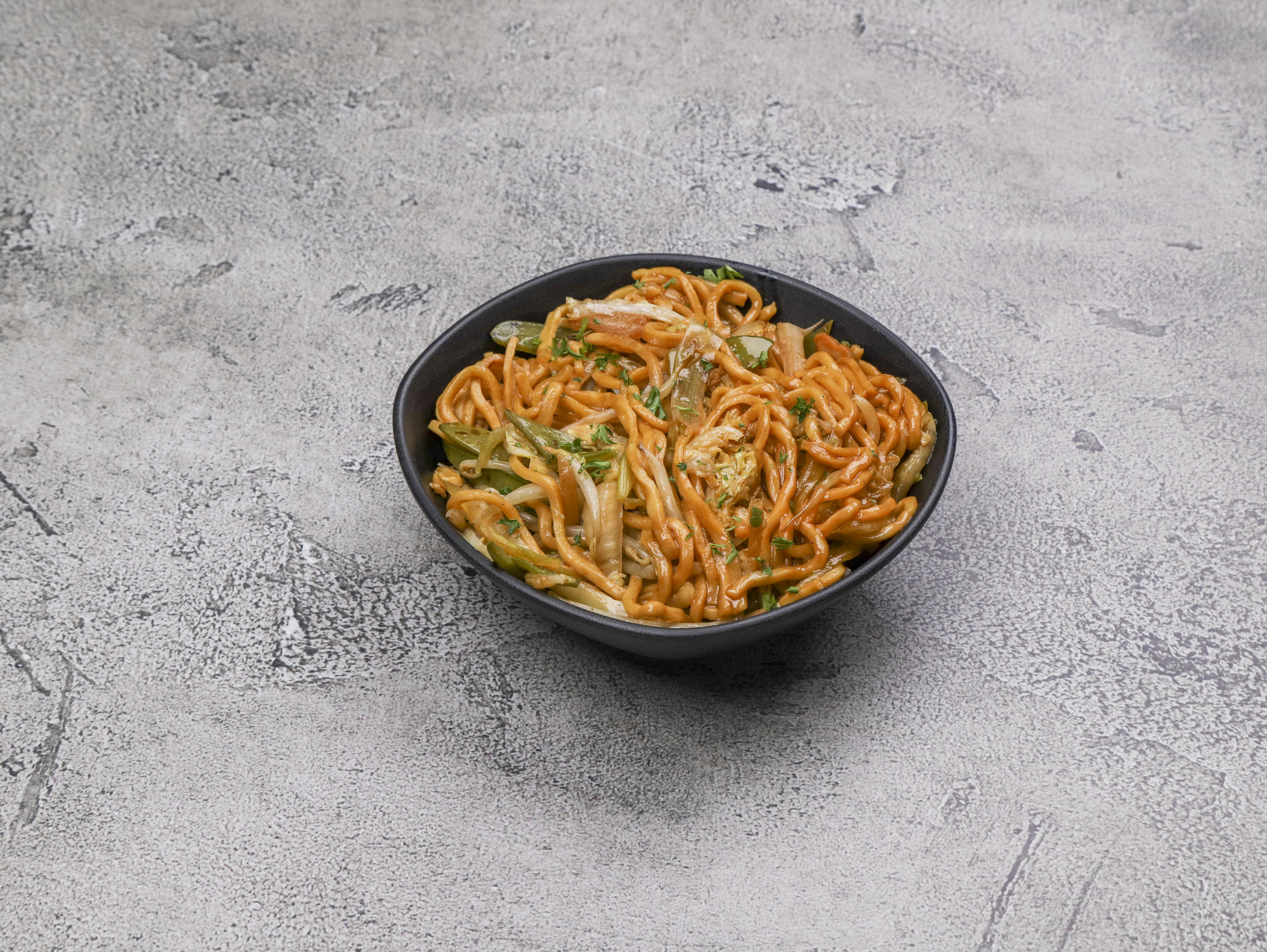 Order 33. Vegetable Lo Mein food online from China Spring store, Coral Springs on bringmethat.com