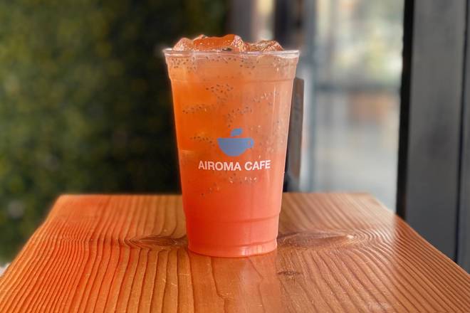 Order Guava Green Tea food online from Airoma Cafe store, Garden Grove on bringmethat.com