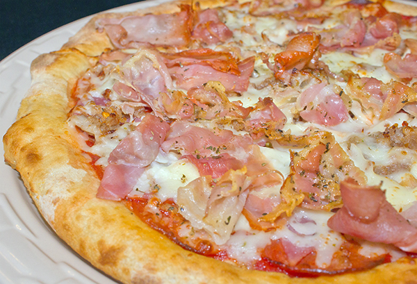 Order Italian Meat Pizza food online from Davinci's pizzeria store, Smyrna on bringmethat.com