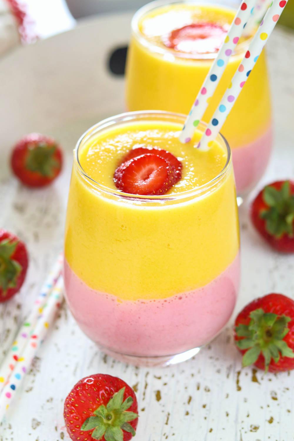 Order Strawberry & mango Smoothie food online from Smith finest deli store, Brooklyn on bringmethat.com
