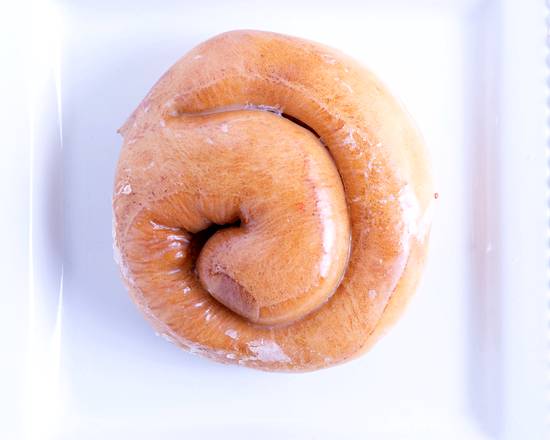 Order Small Cinnamon Roll food online from Bakers Dozen Donuts store, Sachse on bringmethat.com