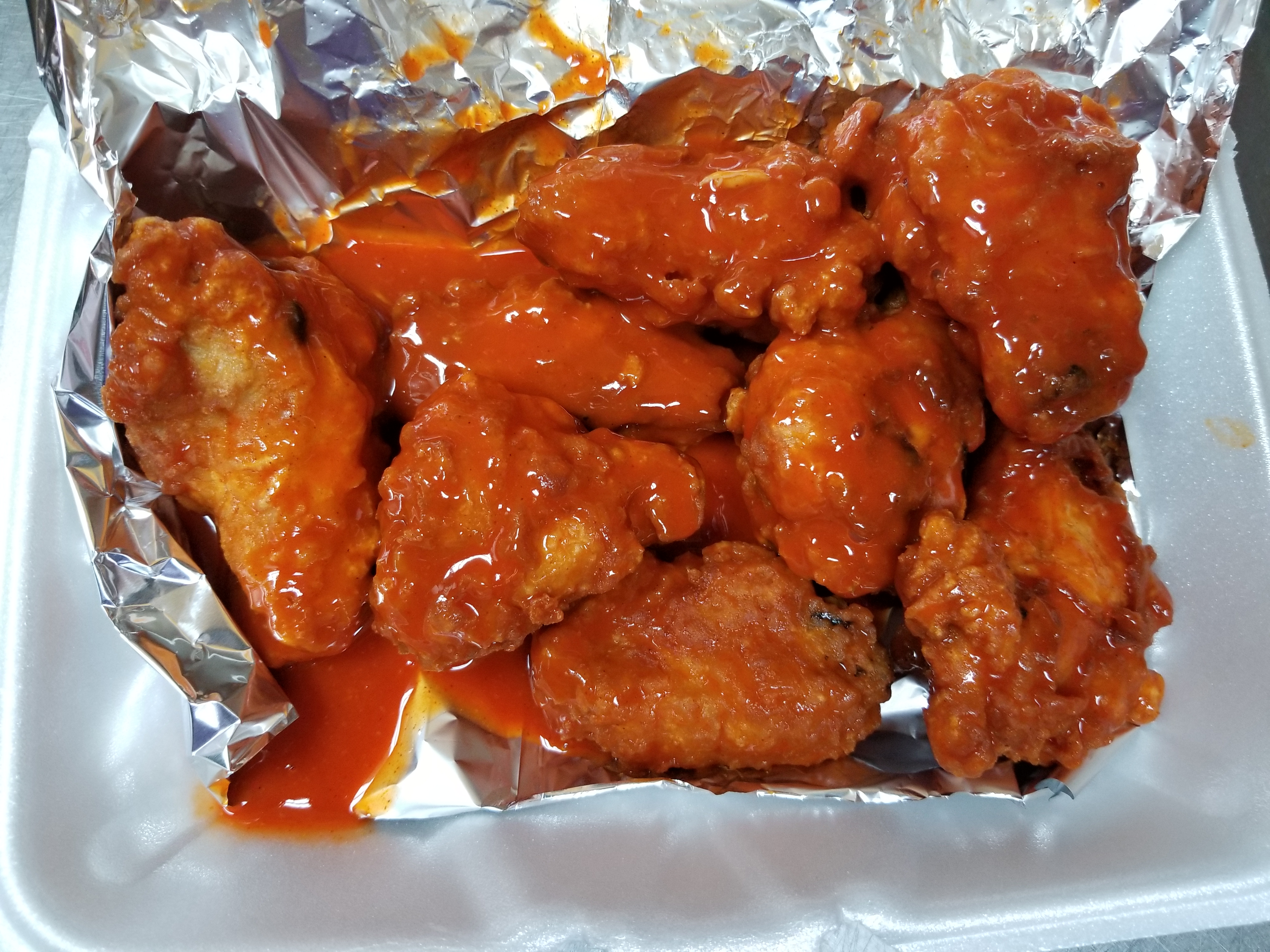 Order Buffalo Wings food online from Pizzeria Gusto store, Providence on bringmethat.com