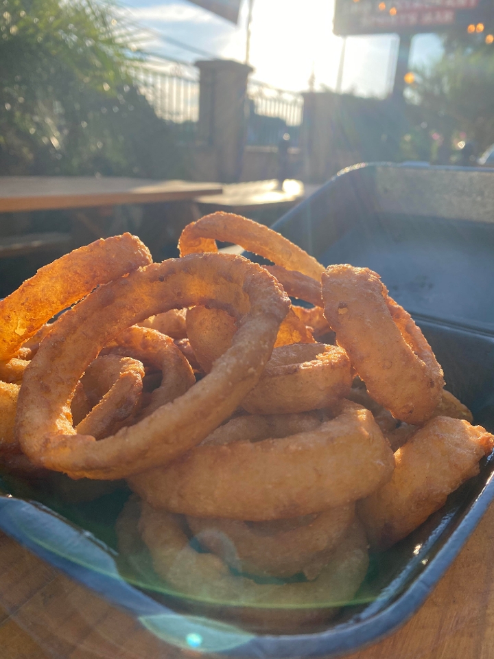 Order Onion Rings food online from Cali Comfort BBQ Restaurant & Sports Bar store, Spring Valley on bringmethat.com