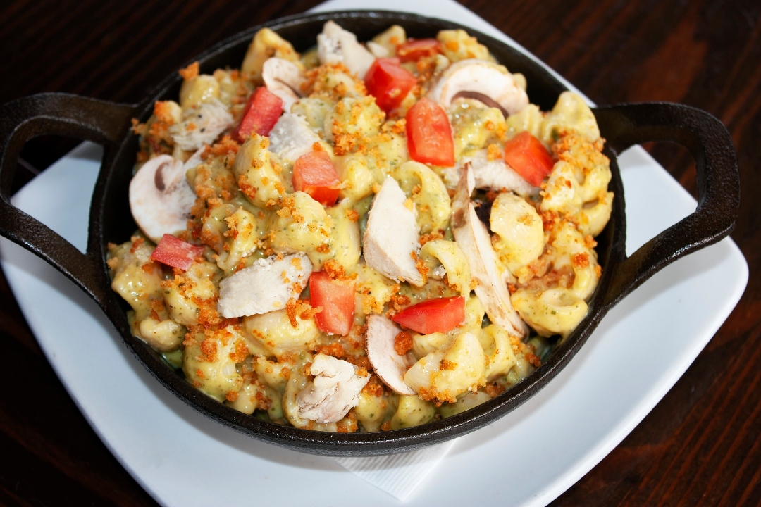 Order Chicken Pesto Mac food online from Stacked store, Huntington Beach on bringmethat.com
