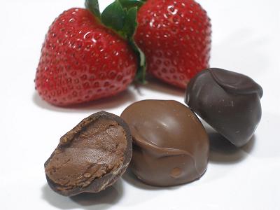 Order Strawberry Truffles food online from Anderson Candy Shop store, Barrington on bringmethat.com