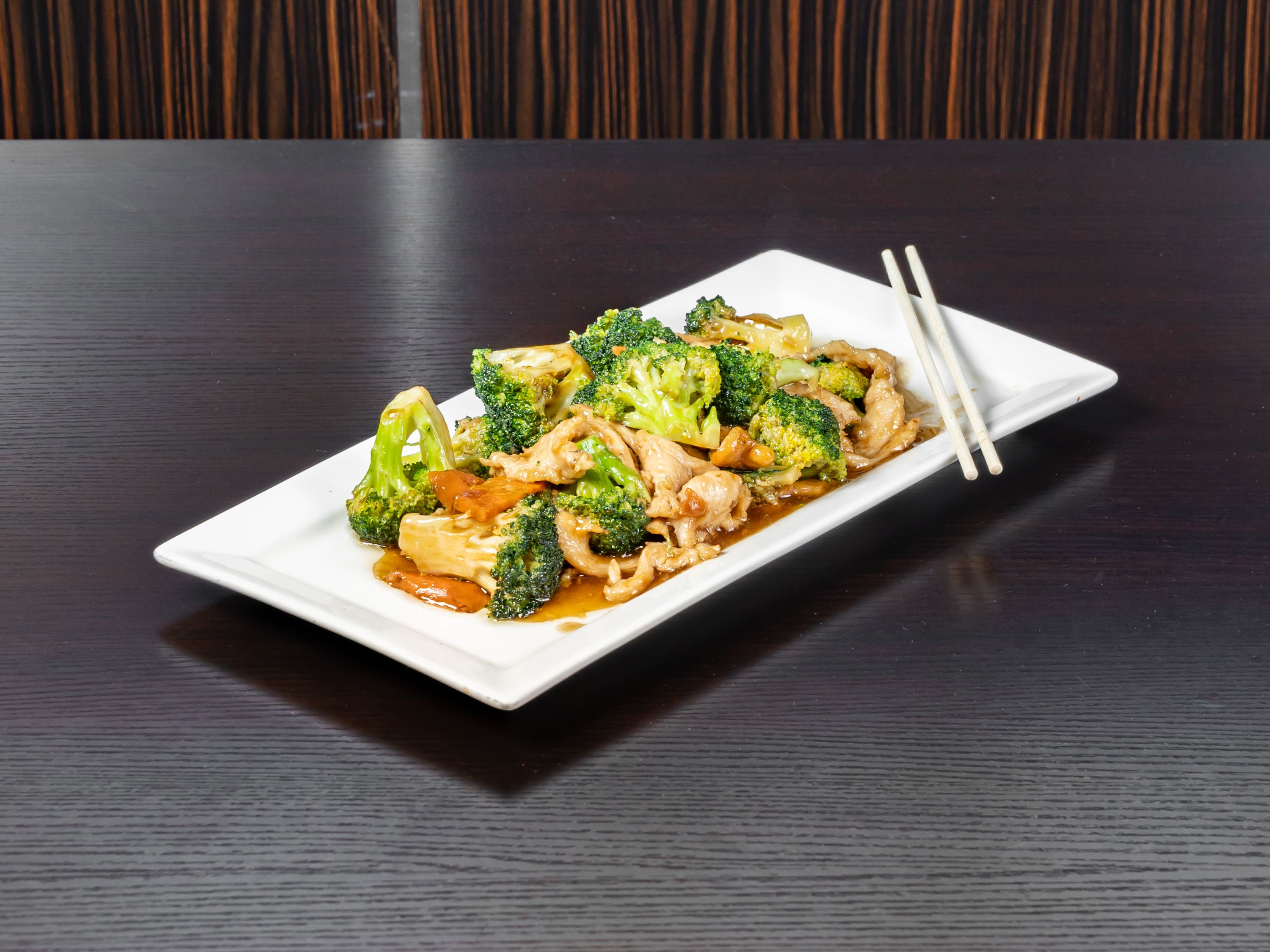 Order C1. Chicken with Broccoli food online from China King Supper Buffet store, Dallas on bringmethat.com