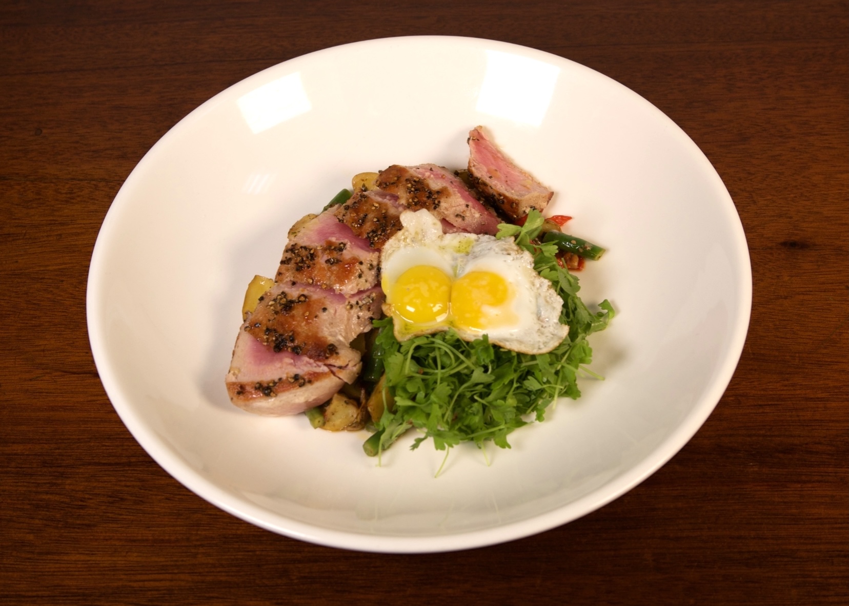 Order Seared Tuna Nicoise Lunch food online from Pershing Square Cafe store, New York on bringmethat.com