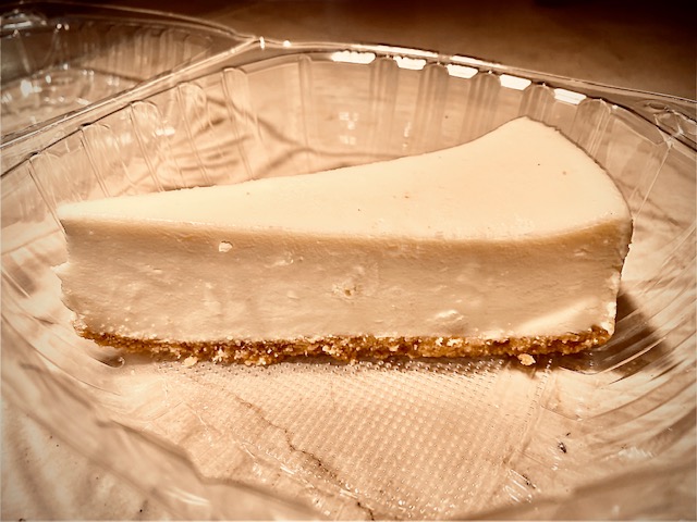 Order Cheese Cake        food online from Michelangelo's Deep Dish And Calzones store, San Francisco on bringmethat.com