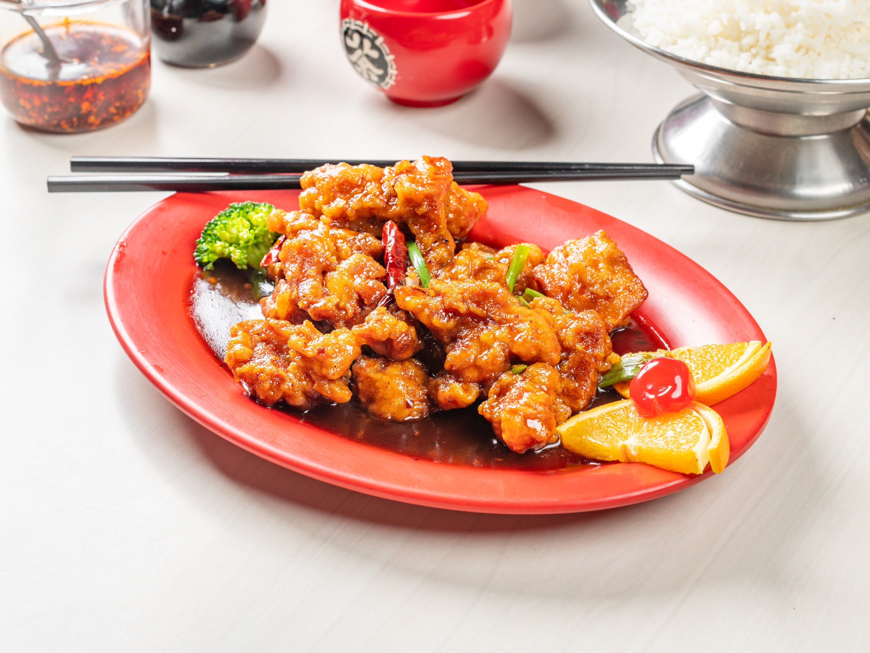 Order General Tso's Chicken food online from Hunan Palace store, El Paso on bringmethat.com
