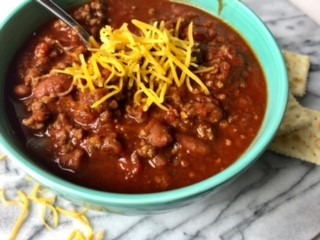 Order Pint Homemade Chili with Cheese and Onions food online from Soda Canyon Store store, Napa on bringmethat.com