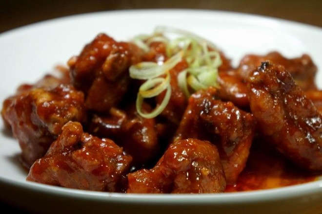 Order Peking Pork Chop 京都排骨 food online from Mandarin House Taste of Asia store, Opelika on bringmethat.com