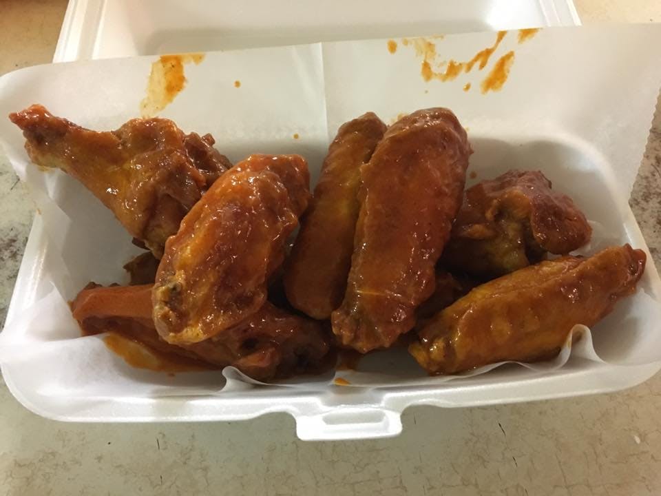 Order Buffalo Wings - 10 Pieces food online from Sandy's Deli store, Rouses Point on bringmethat.com