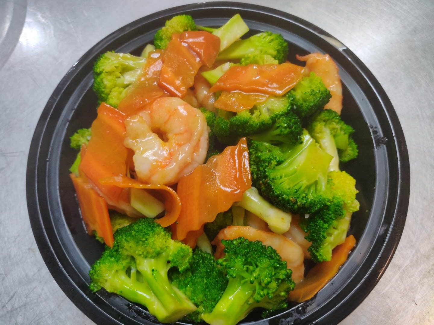 Order S10. Ten Pieces Shrimp with Broccoli food online from Sam Cafe store, Houston on bringmethat.com