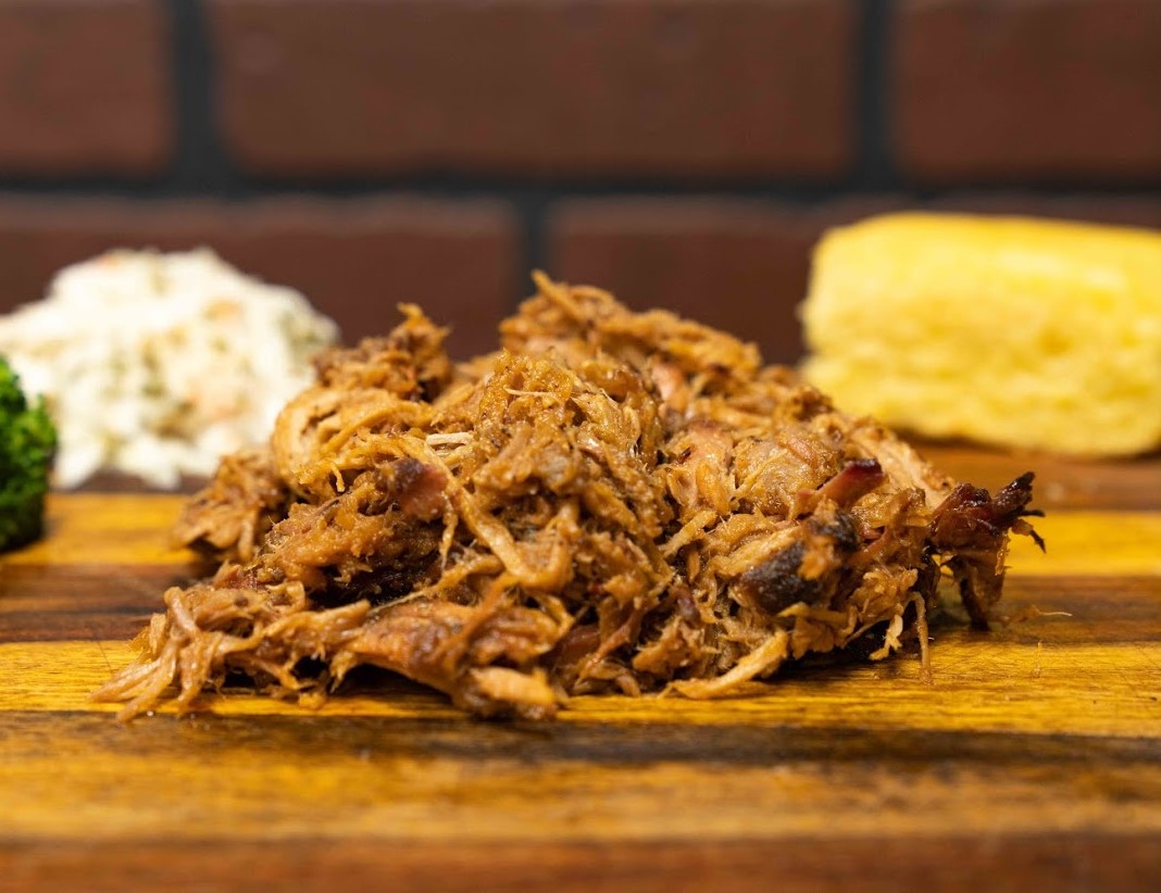 Order Pulled Pork Plate food online from Big Belly Que store, Smithtown on bringmethat.com