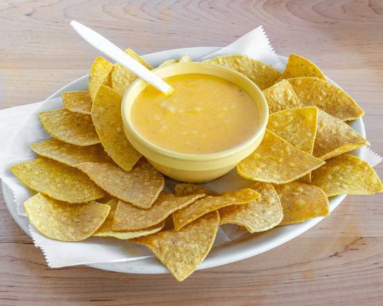 Order Chips & Salsa food online from Tommy Restaurant store, San Antonio on bringmethat.com