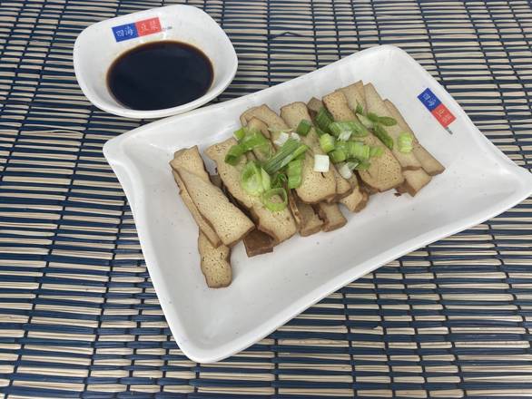 Order 64. Marinated Cured Tofu 滷豆干 food online from Four Sea store, Hacienda Heights on bringmethat.com