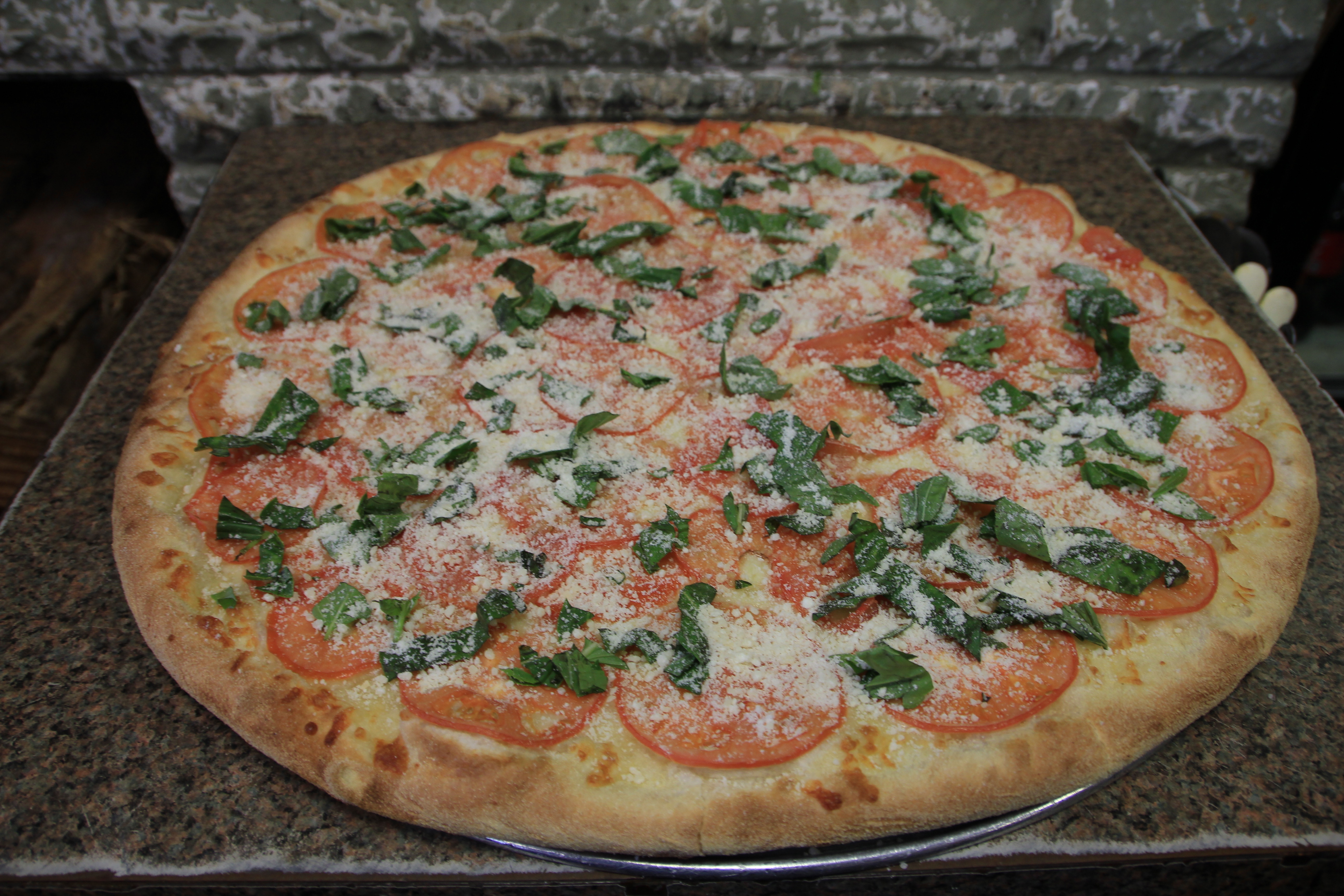 Order Tomato and Basil food online from Davinci The Art Of Brick Oven Pizza store, Montclair on bringmethat.com
