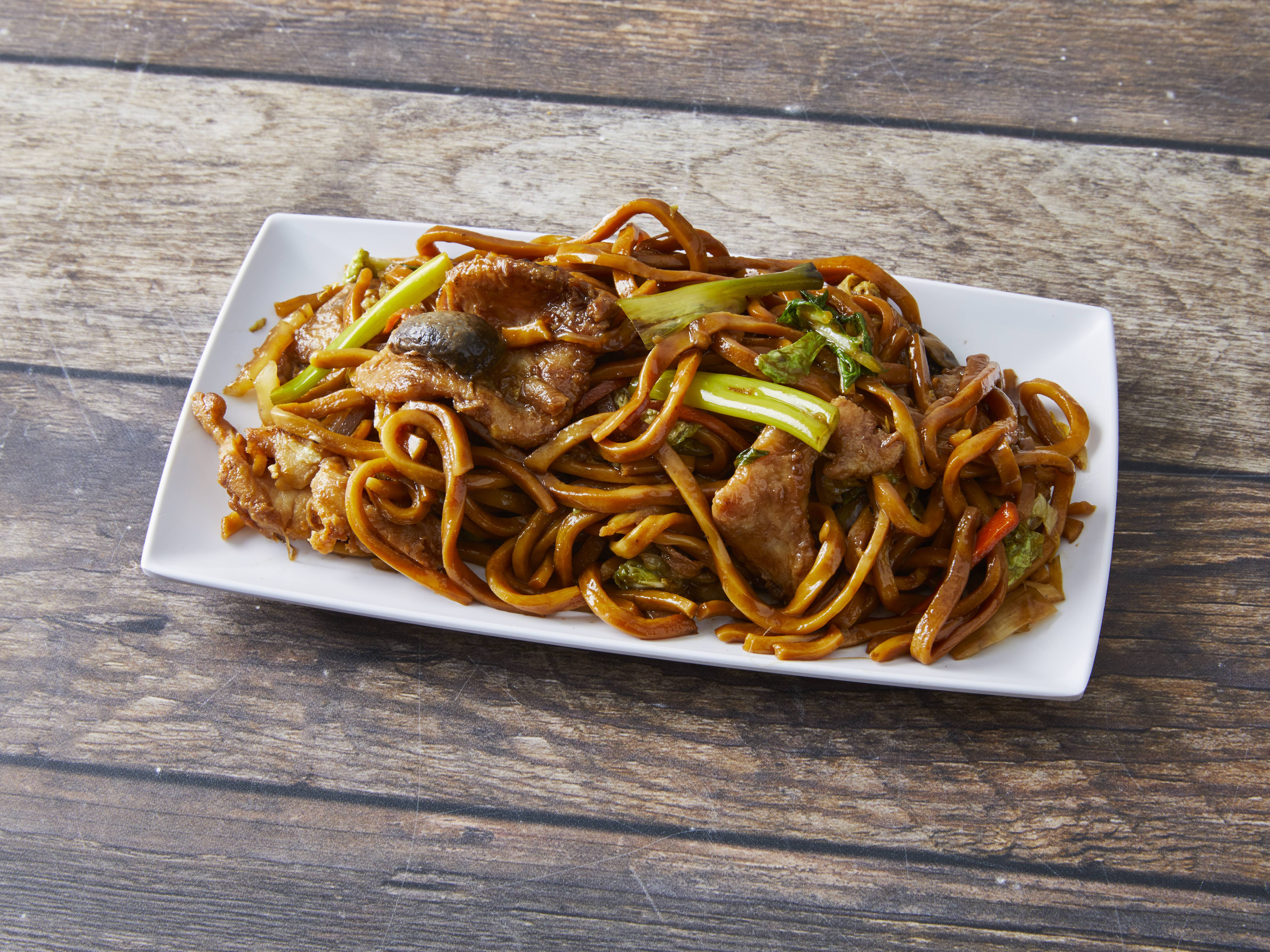 Order Lo Mein food online from Peking Chinese Food store, Chicago on bringmethat.com