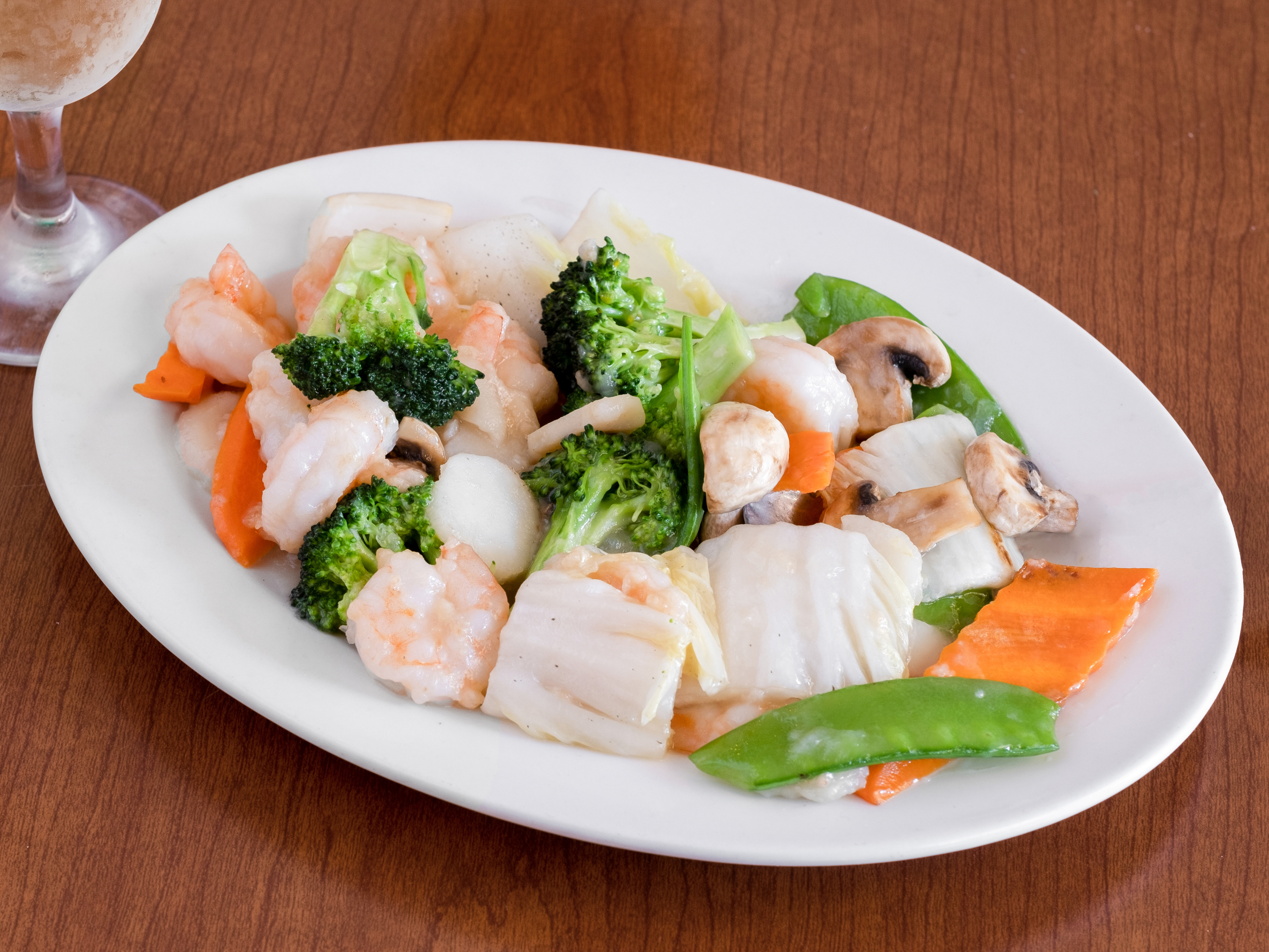 Order Shrimp with Mixed Vegetables food online from Lakeview Garden Restaurant store, Westlake Village on bringmethat.com