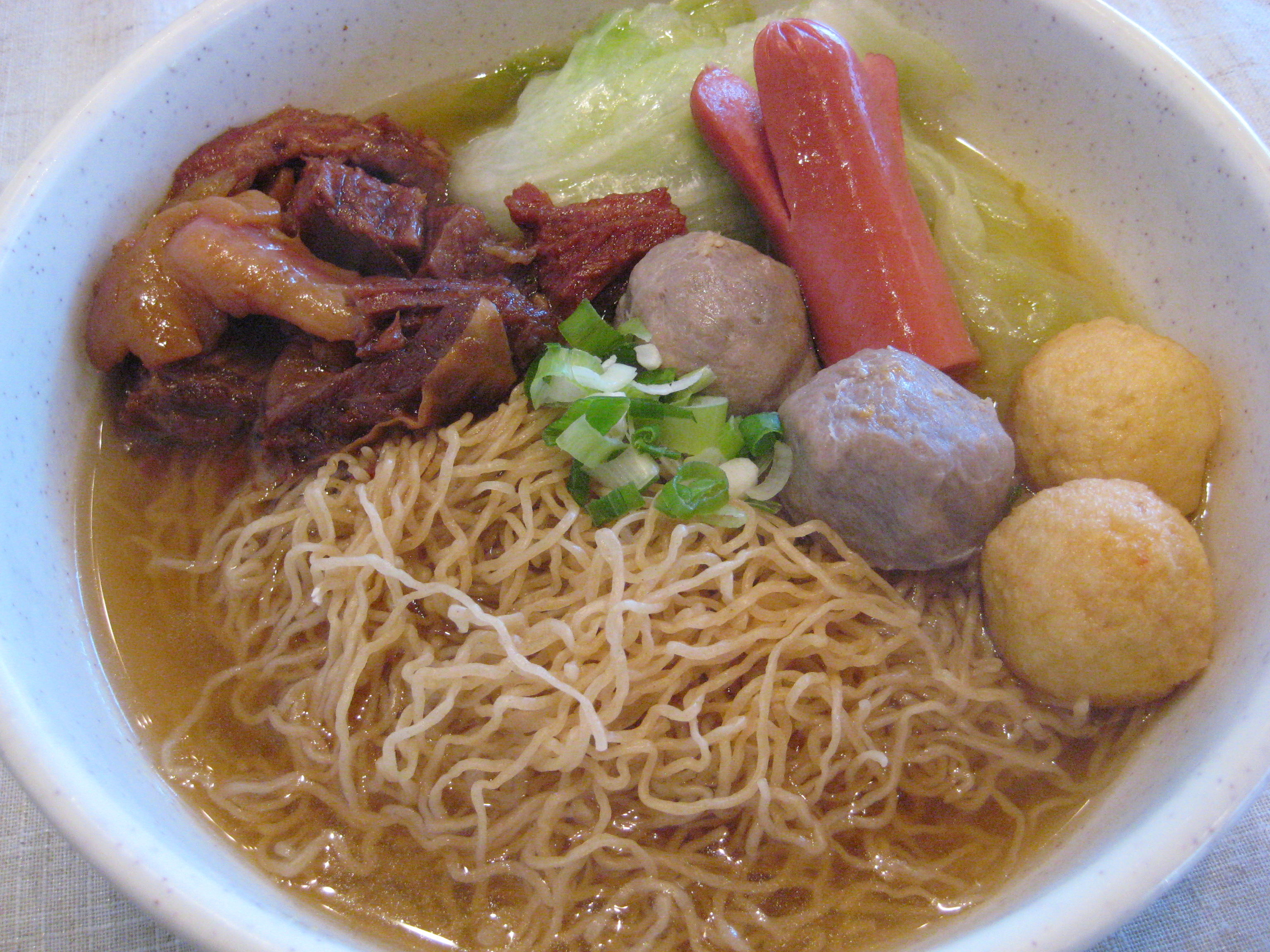 Order House Special Noodle Soup 車仔麵 food online from Street Food Cafe store, San Mateo on bringmethat.com