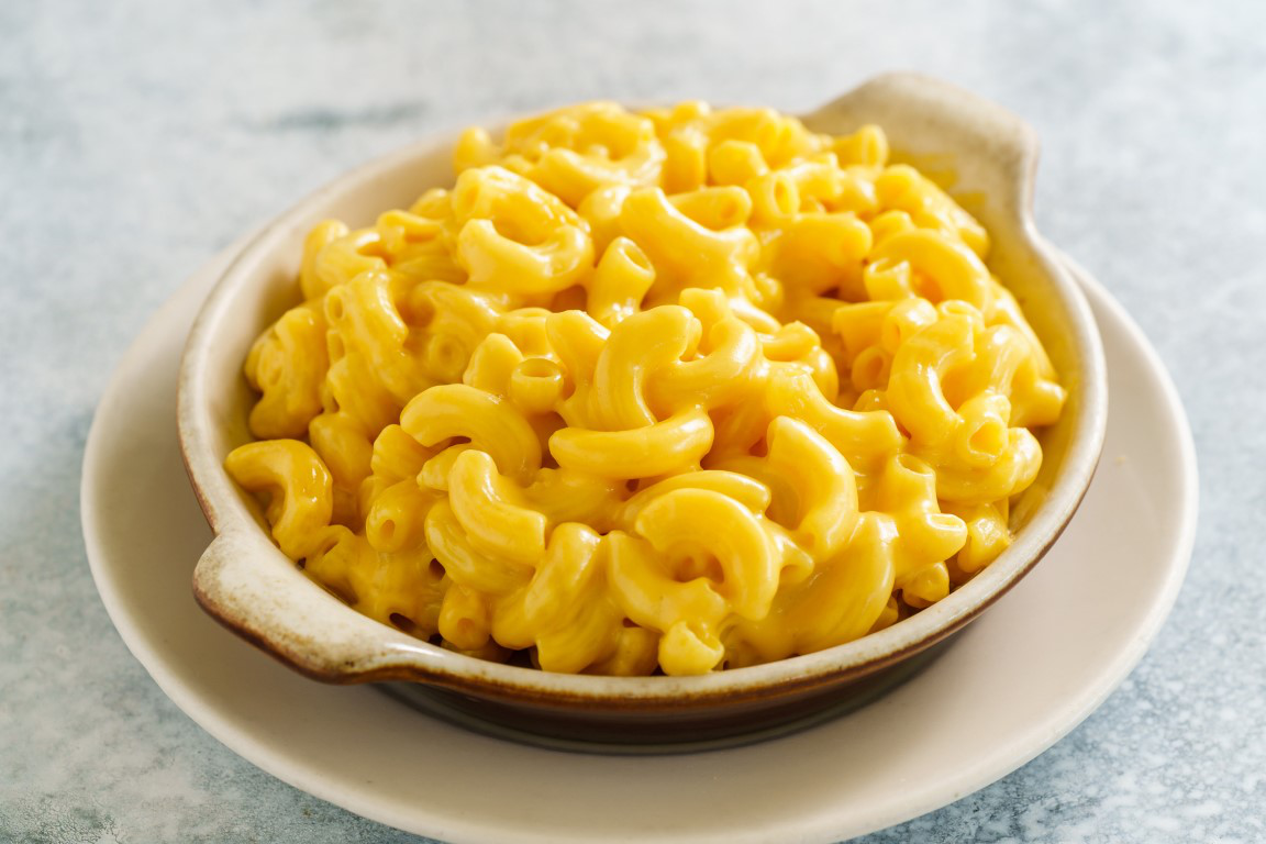Order Heat-at-Home Classic Mac food online from Homeroom store, Oakland on bringmethat.com