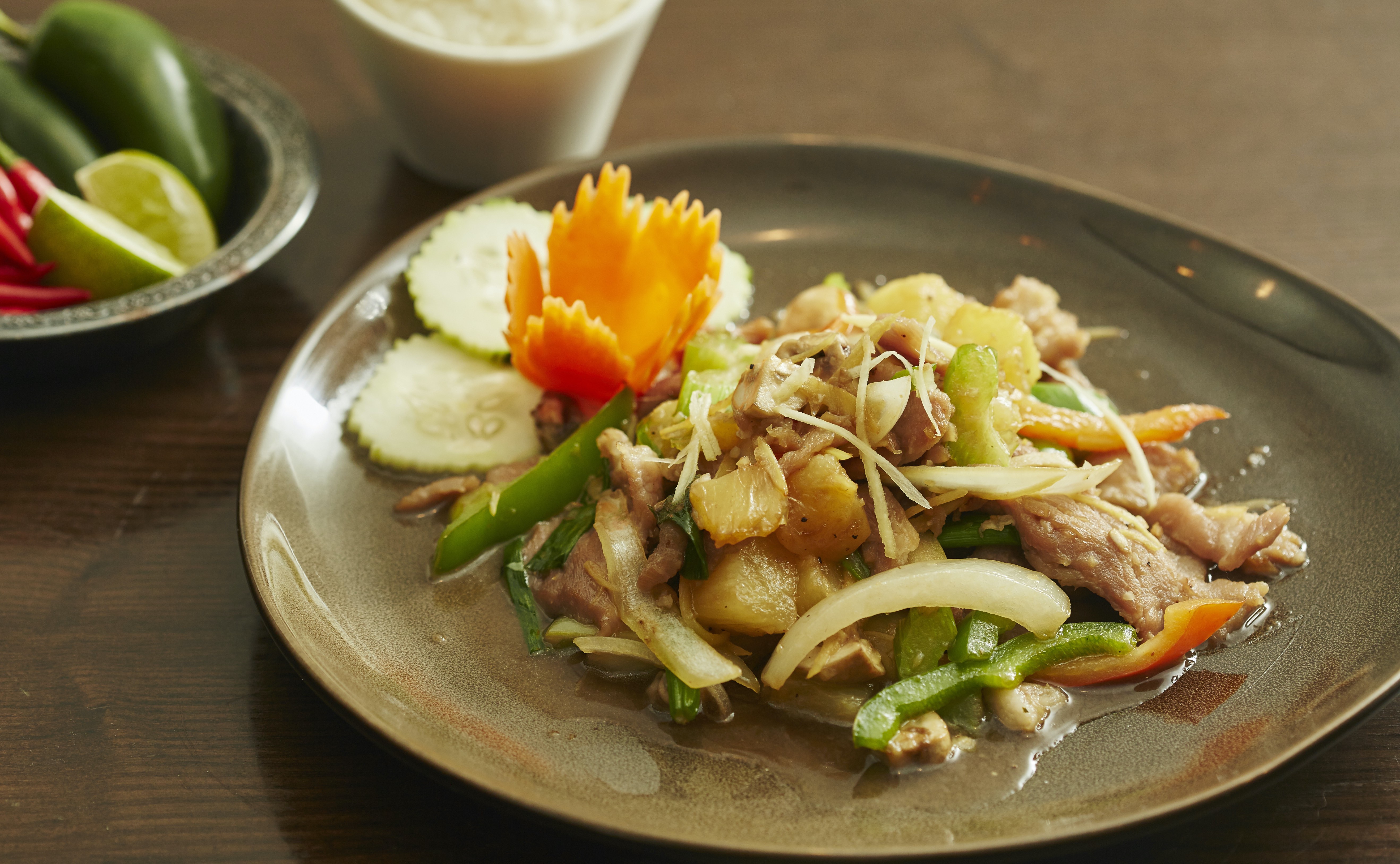 Order Hawaiian Ginger and Pineapple Lunch Special food online from Spice thai store, New York on bringmethat.com