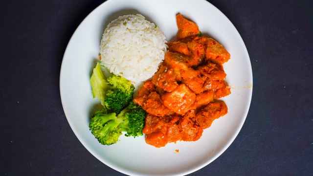 Order Honey Sriracha Chicken food online from Fork to Fit Kitchen store, Mcallen on bringmethat.com