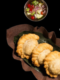 Order Golden Curry Puffs food online from Thai 72 store, New York on bringmethat.com