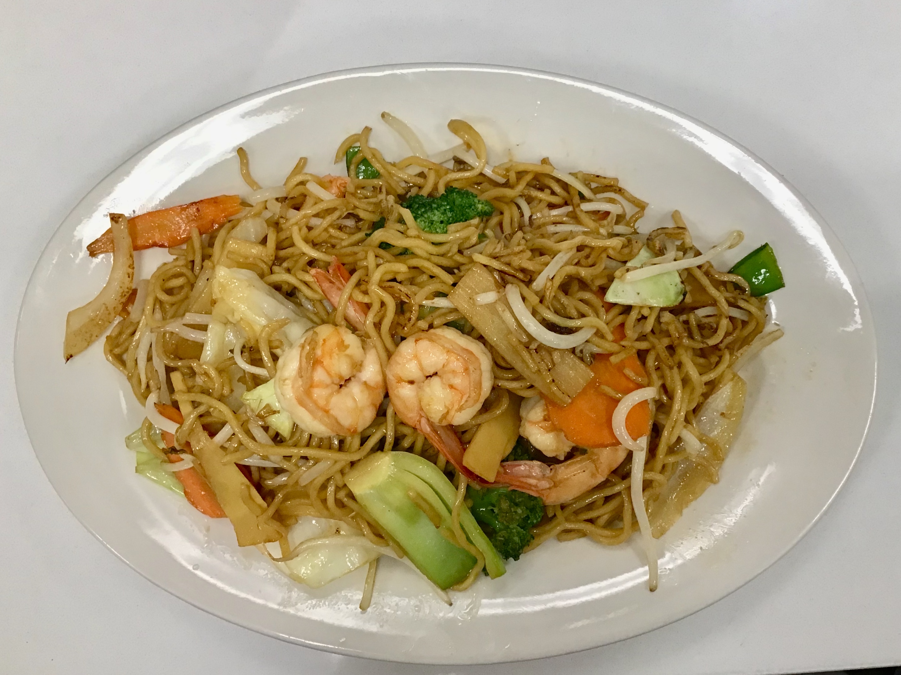 Order Lo Mein Lunch food online from Fortune House Thai store, Lake Balboa on bringmethat.com