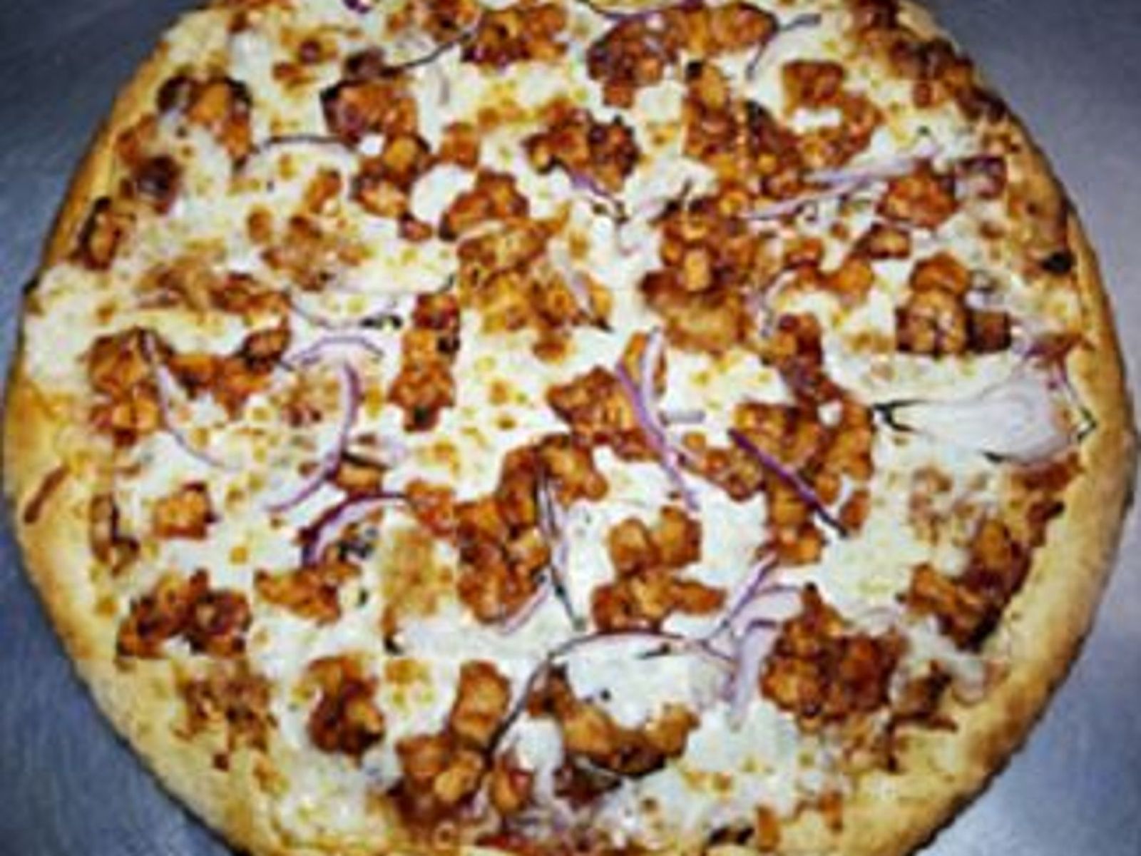Order BBQ CHICKEN food online from Clockwork Pizza store, Tempe on bringmethat.com