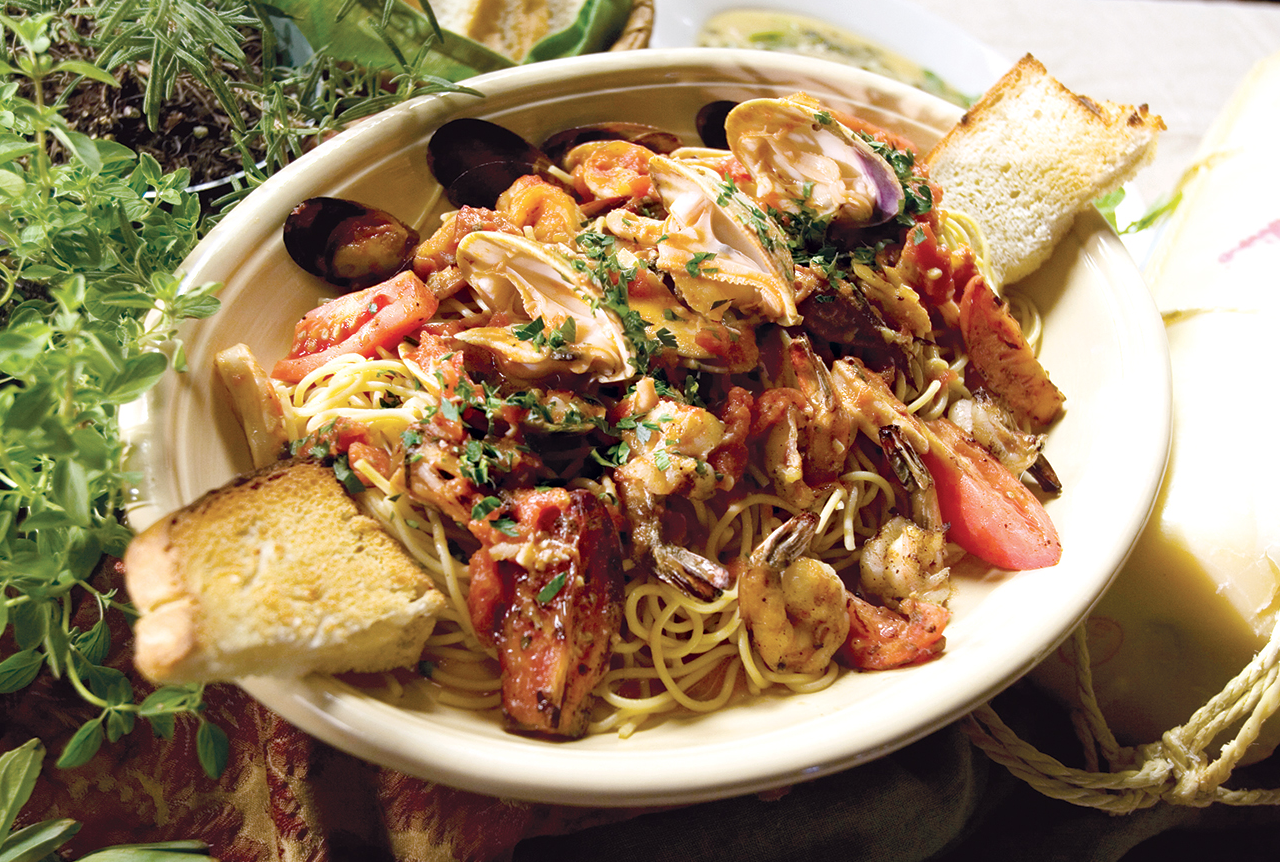 Order Pasta di Mare food online from Russos New York Pizzeria store, Richmond on bringmethat.com