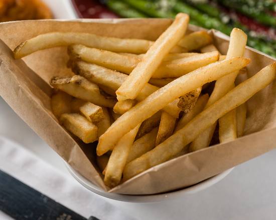 Order French Fries food online from Zea Rotisserie & Bar - Kenner store, Kenner on bringmethat.com