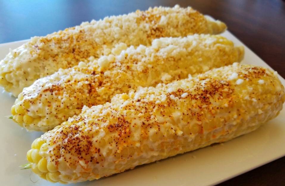 Order Elote entero food online from D’Todo Natural store, Bell on bringmethat.com